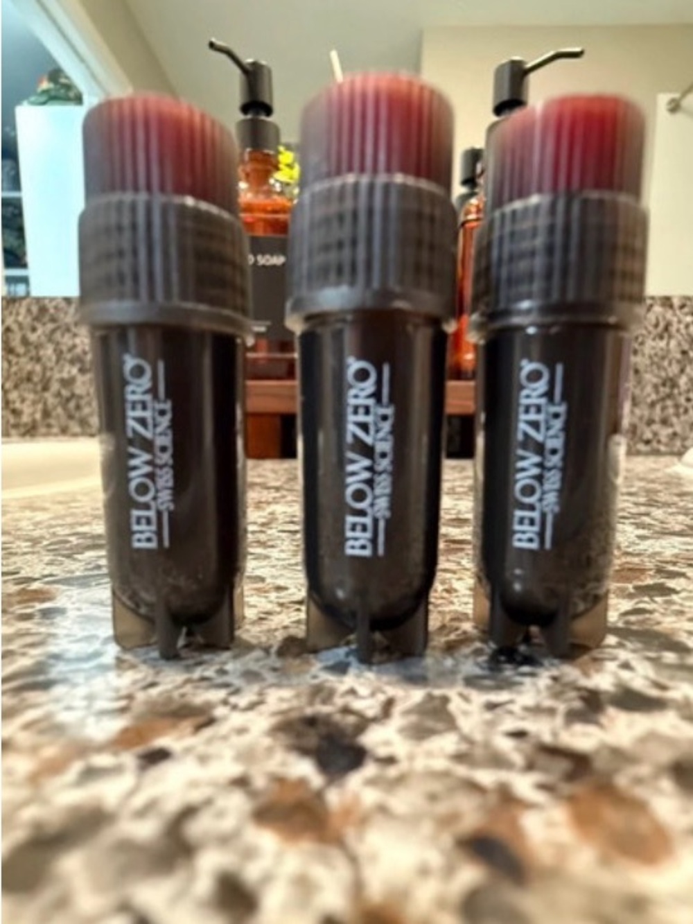 Below Zero Black Miracle Tightening & Firming Powder 30+Treatments Retails $1350